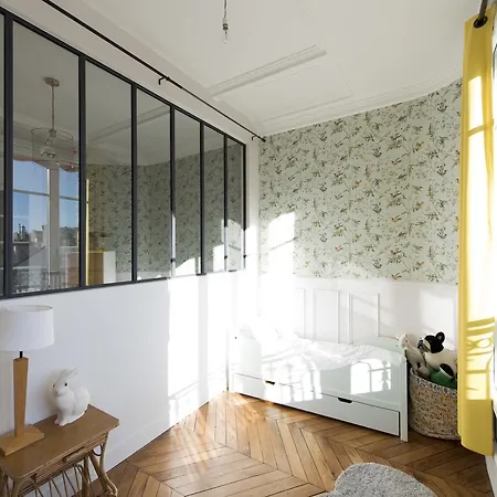 Apartment Cosy By The Seine