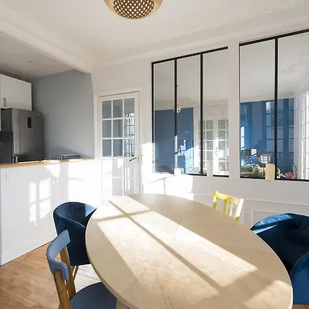 Cosy By The Seine Apartment Paris